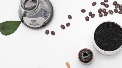 Meet 2 Companies Upcycling Food Waste to Make Beauty More Sustainable